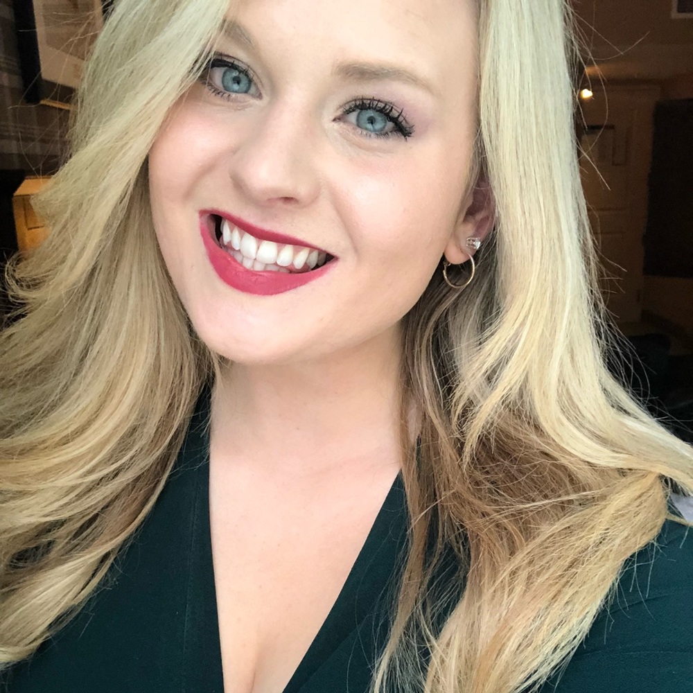 Meet your Posher, Amy